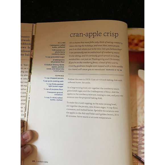 Trisha Yearwood "Trisha's Table" Cookbook - Picture 4 of 5